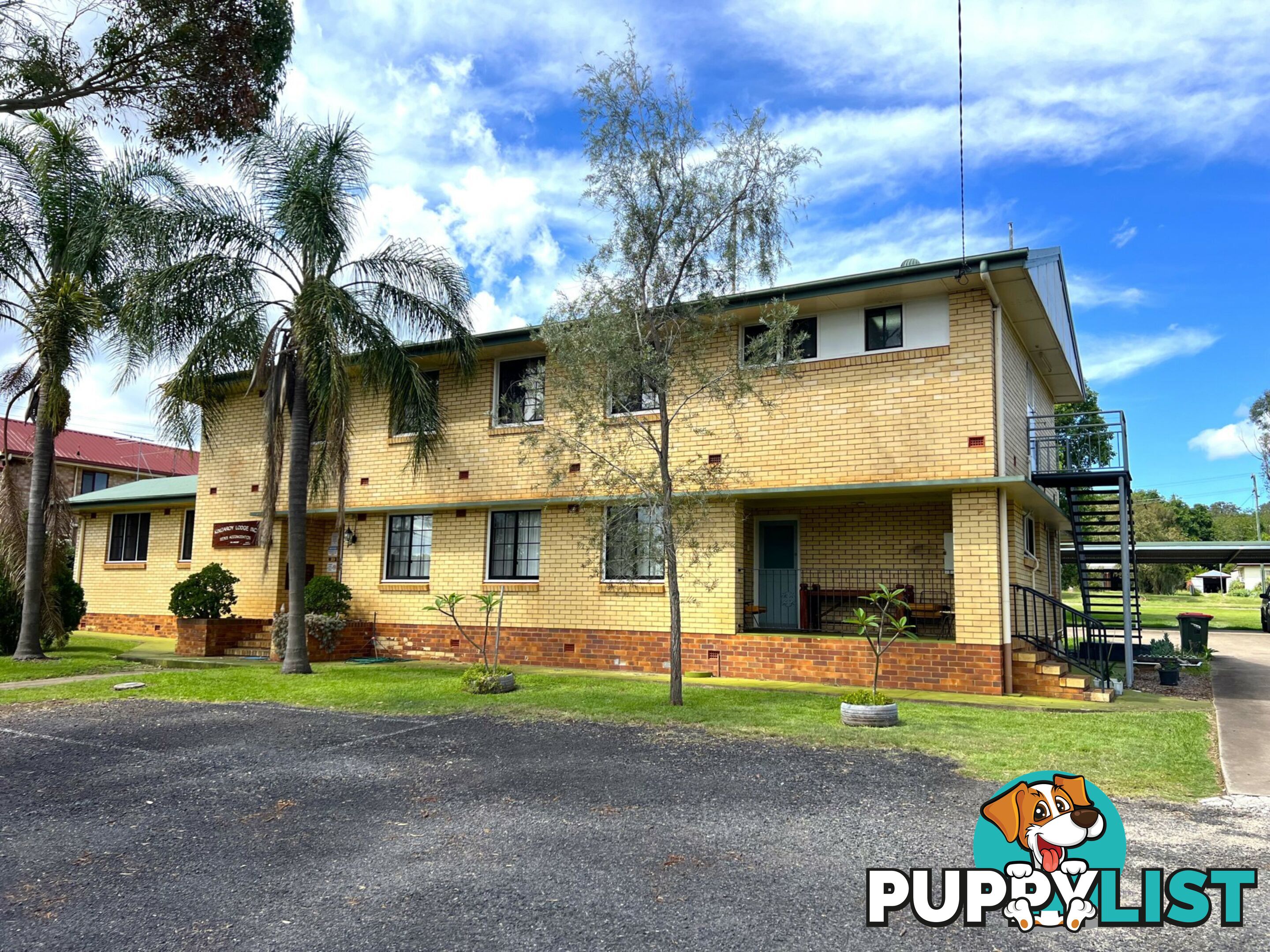 24 Albert Street KINGAROY QLD 4610