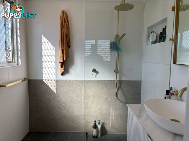 49 Buckingham St KINGAROY QLD 4610