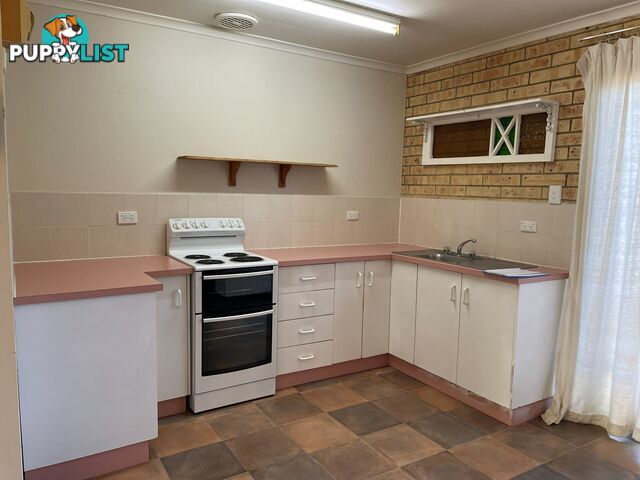 Unit 8/88 Walter Road KINGAROY QLD 4610