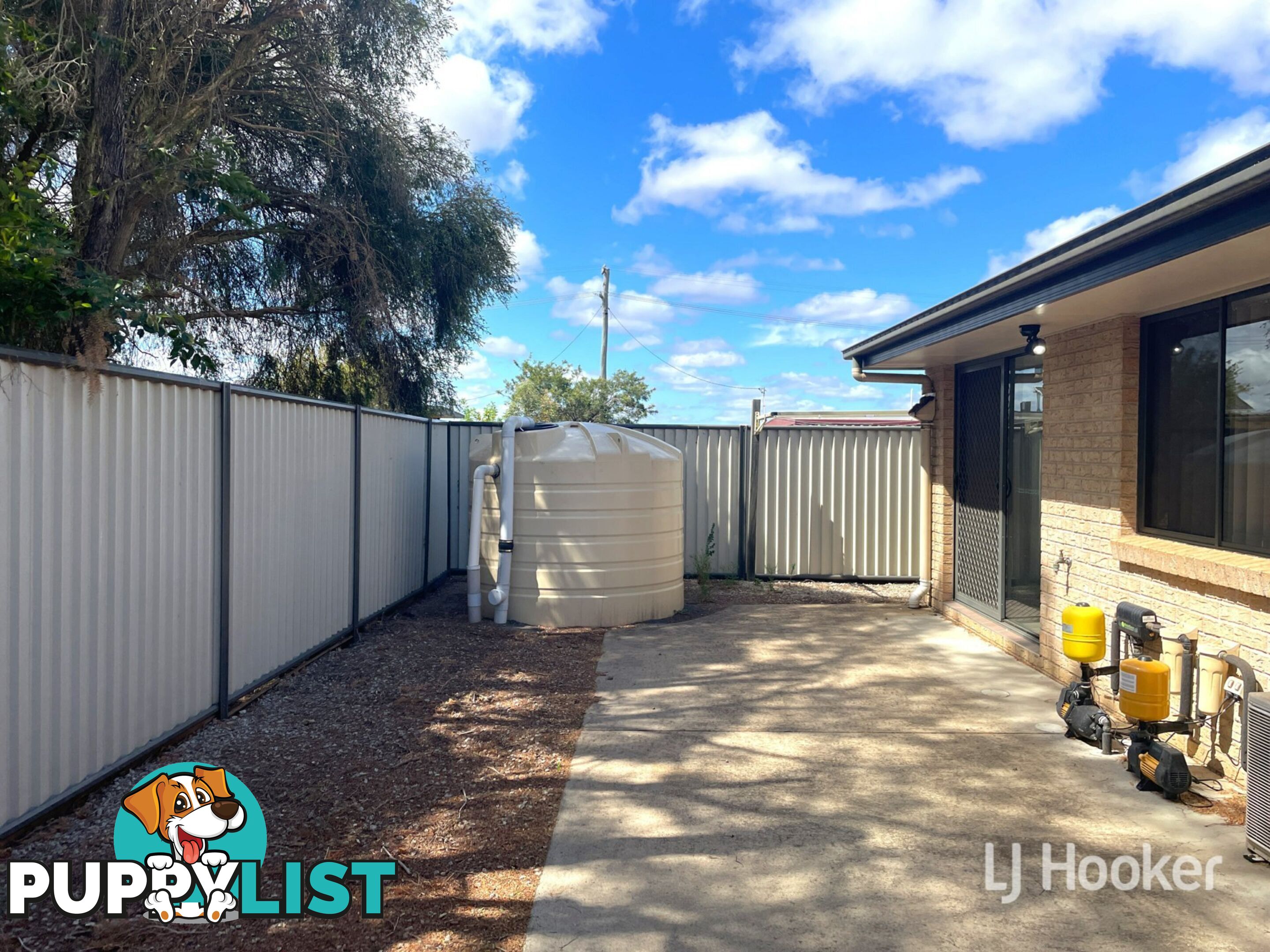 19 Roberta Street KINGAROY QLD 4610