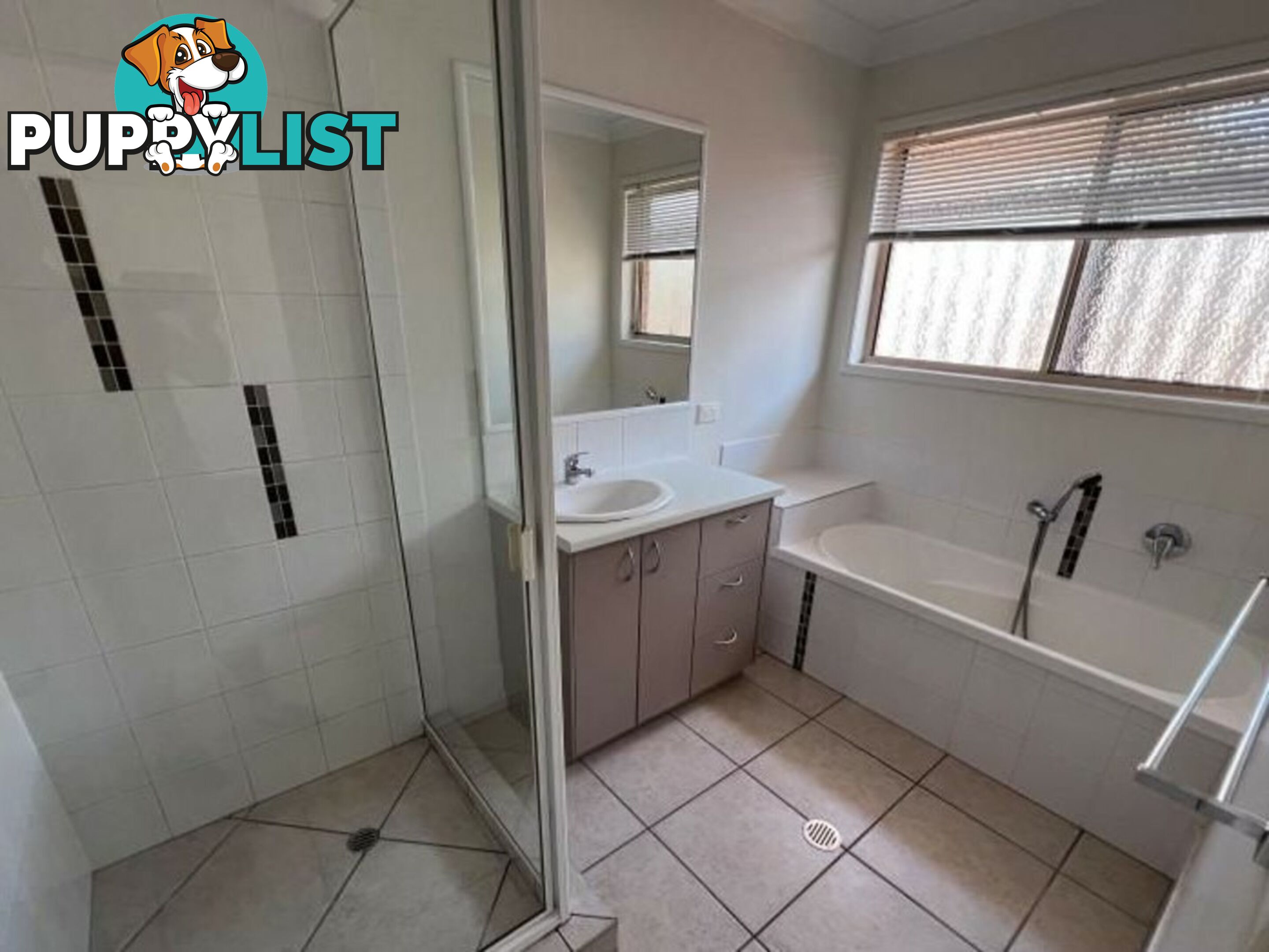 3 Frangipani Dr KINGAROY QLD 4610