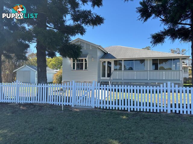 10 Earl Street KINGAROY QLD 4610