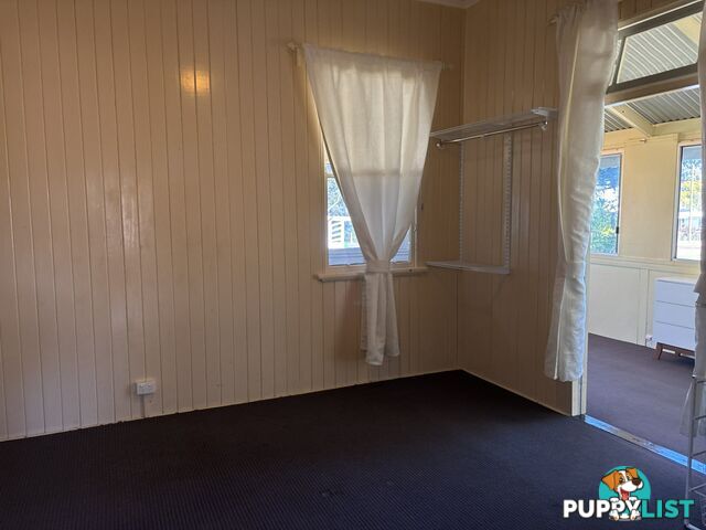 10 Earl Street KINGAROY QLD 4610
