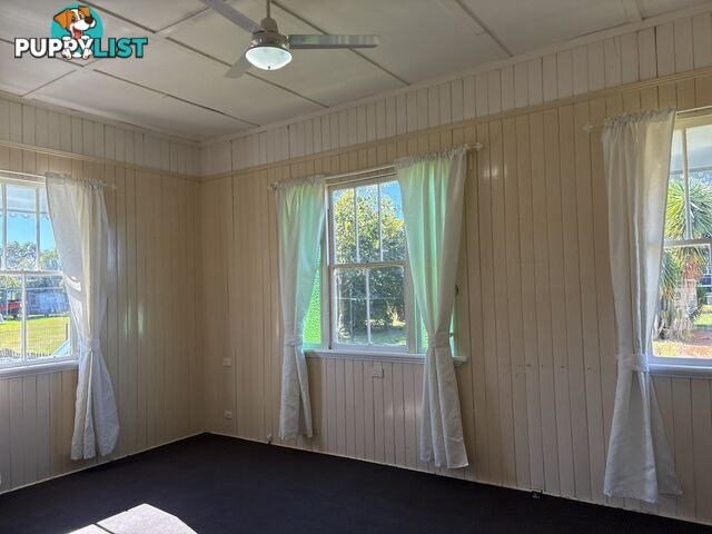 10 Earl Street KINGAROY QLD 4610