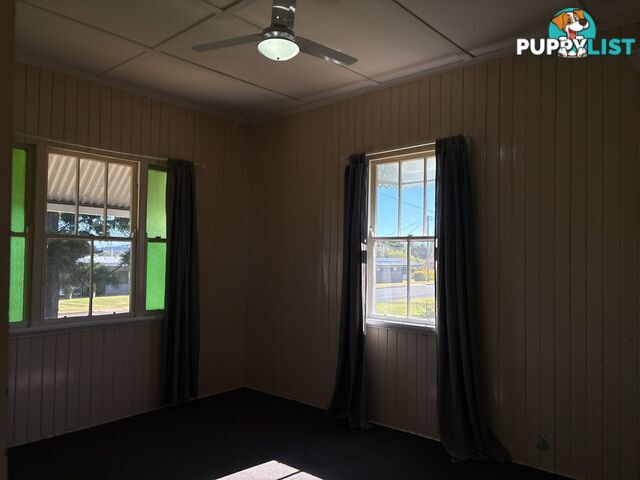 10 Earl Street KINGAROY QLD 4610