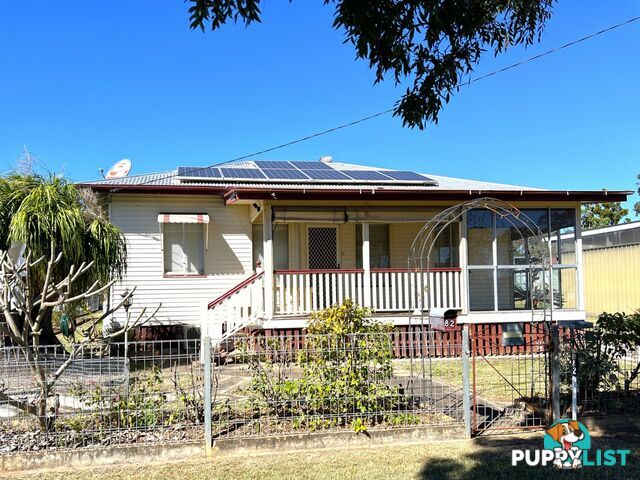 82 Edward Street WONDAI QLD 4606