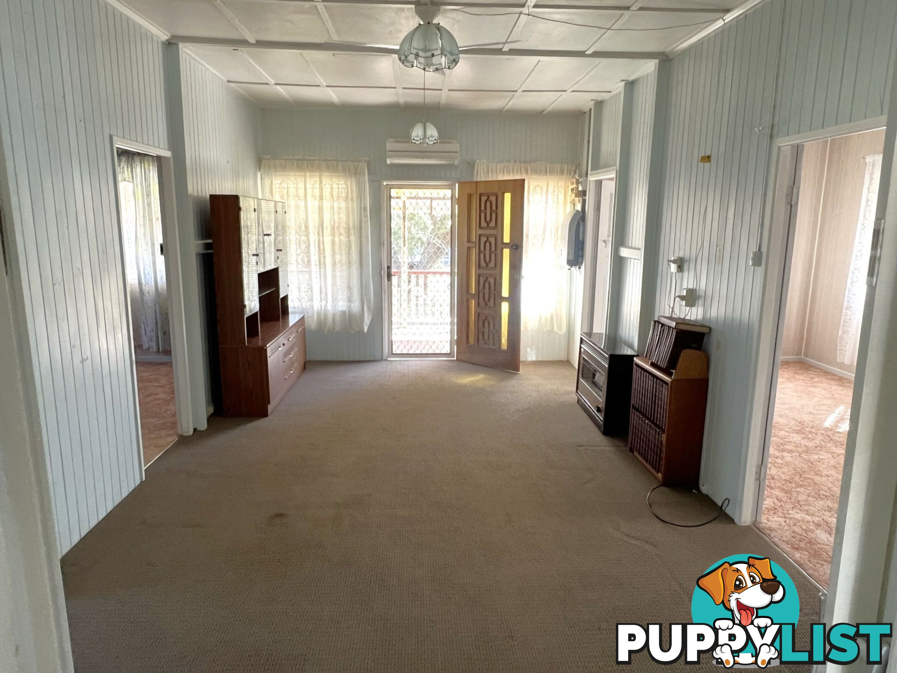 82 Edward Street WONDAI QLD 4606