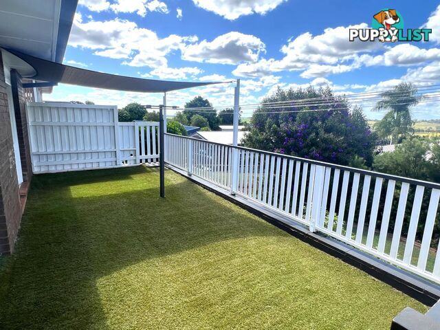 128 Moore Street KINGAROY QLD 4610