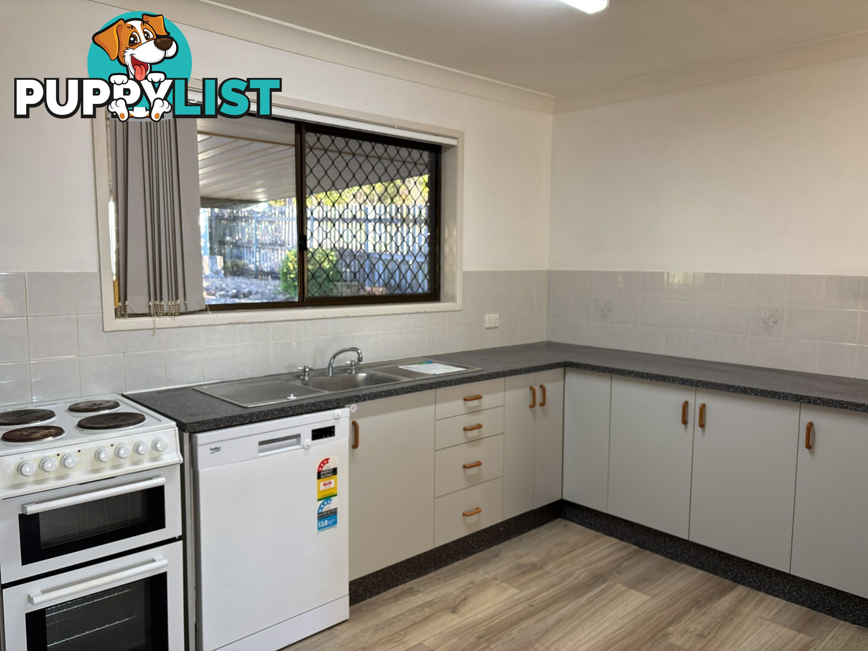 102 Baynes Street WONDAI QLD 4606