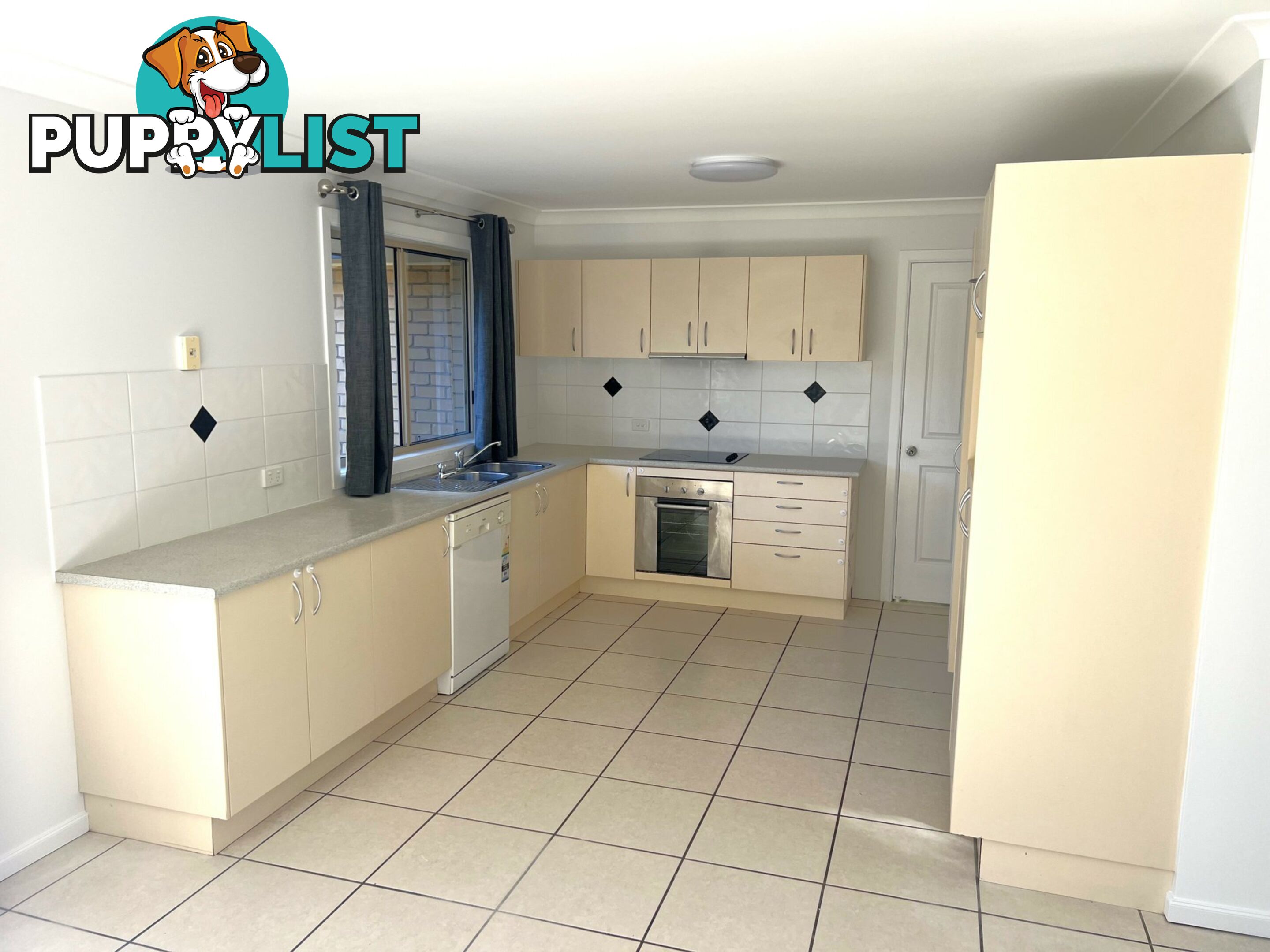 Unit 2/32-34 James Street KINGAROY QLD 4610