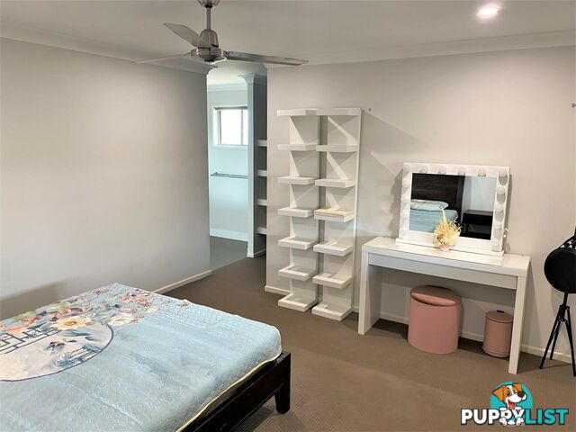 9 Earl st MEMERAMBI QLD 4610