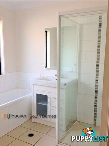 17 Lara Crt KINGAROY QLD 4610