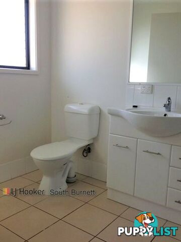 17 Lara Crt KINGAROY QLD 4610