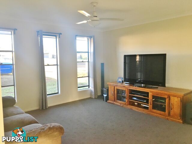 17 Bridgeman Parade KINGAROY QLD 4610