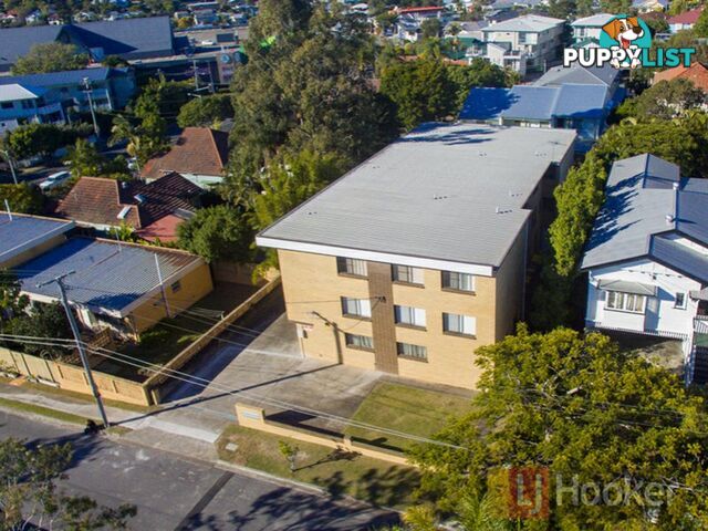 12 Toohey Avenue GREENSLOPES QLD 4120