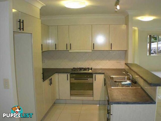 21/1 Glenquarie Place THE GAP QLD 4061