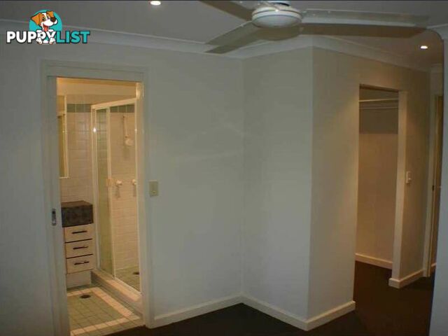 21/1 Glenquarie Place THE GAP QLD 4061