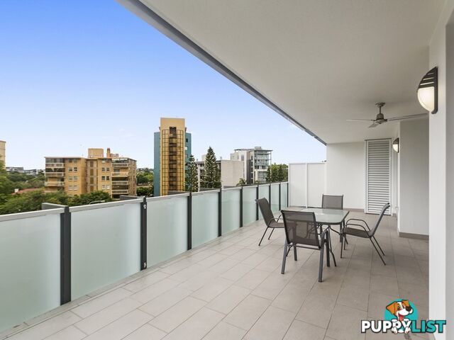 32/68 Benson Street TOOWONG QLD 4066