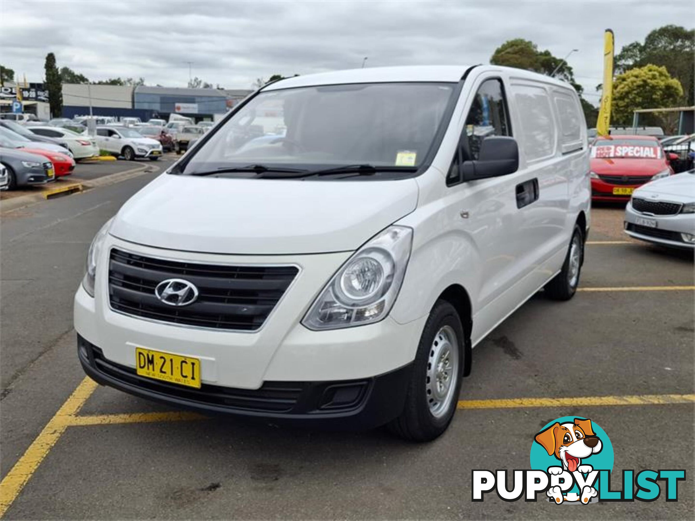 2016 HYUNDAI ILOAD  TQSERIES2(TQ3) 4D VAN