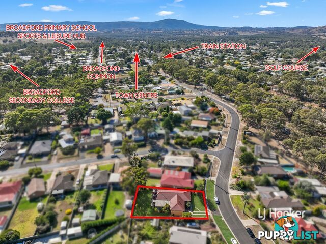 11 Mylson Avenue BROADFORD VIC 3658