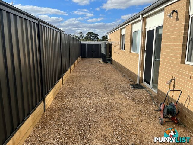 11 Greenaway Drive KILMORE VIC 3764