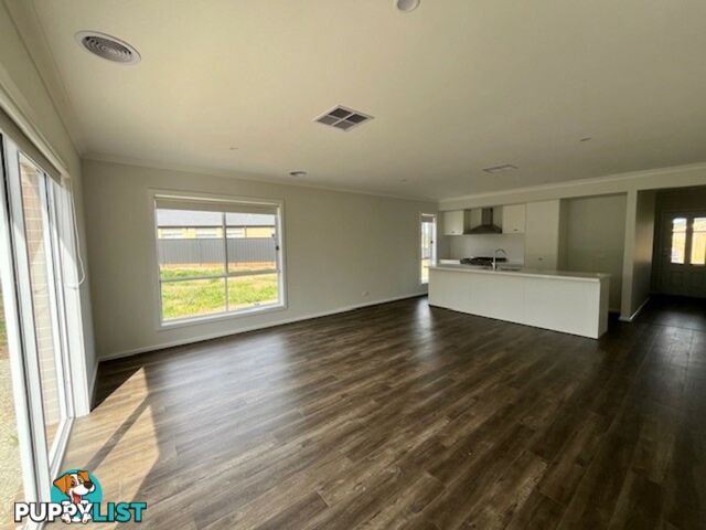 3 Bloodwood St BROADFORD VIC 3658