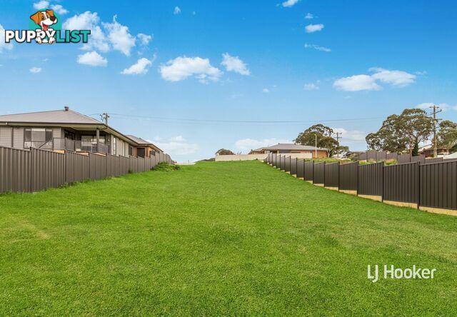 64 Davidson Street BROADFORD VIC 3658