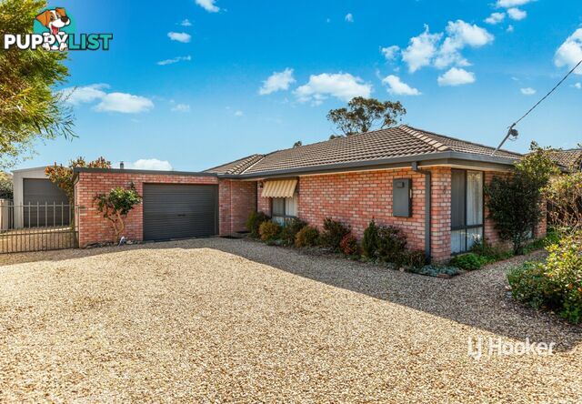 8 Dean Drive BROADFORD VIC 3658