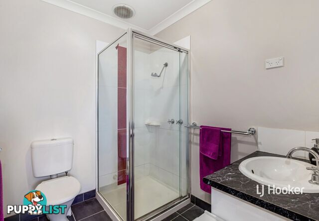 2 James Close KILMORE VIC 3764