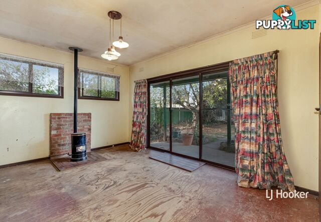 12 Ferguson Street BROADFORD VIC 3658