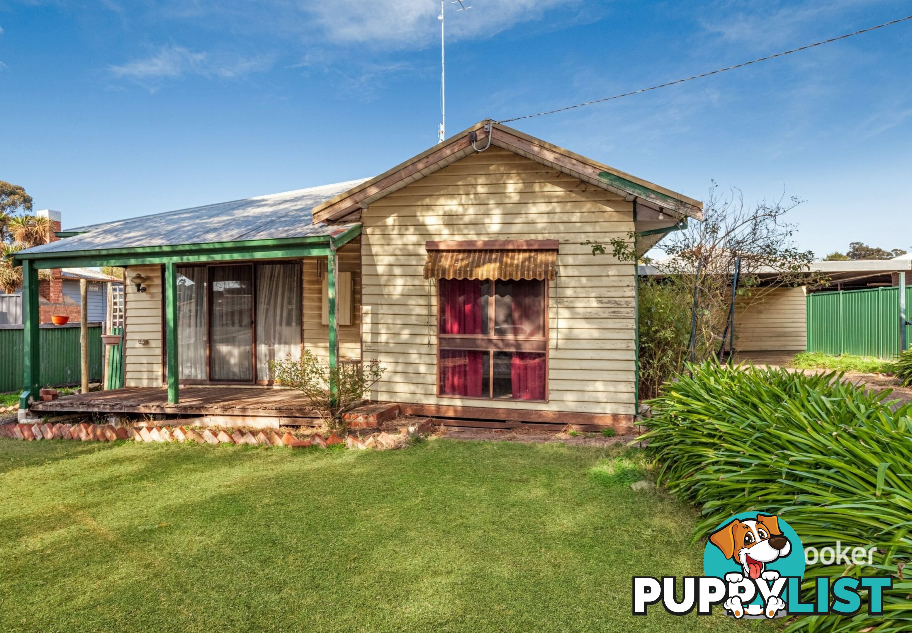 12 Ferguson Street BROADFORD VIC 3658