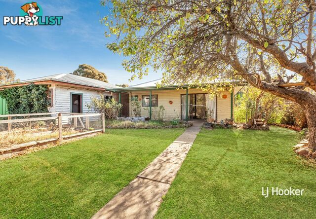 12 Ferguson Street BROADFORD VIC 3658