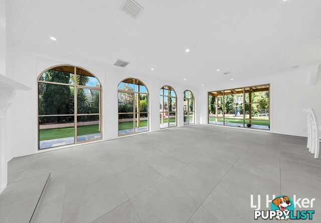 11 Fina Court HIDDEN VALLEY VIC 3756
