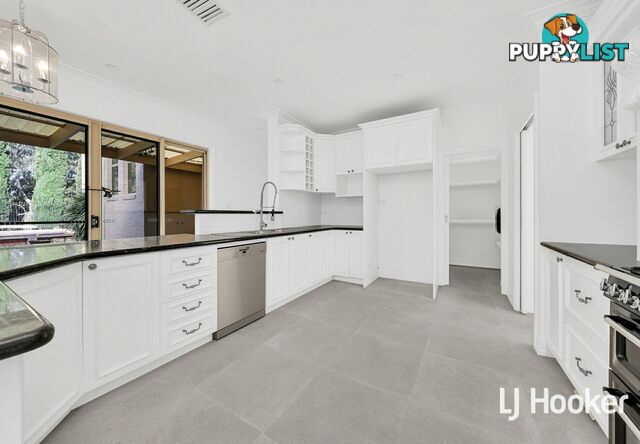 11 Fina Court HIDDEN VALLEY VIC 3756