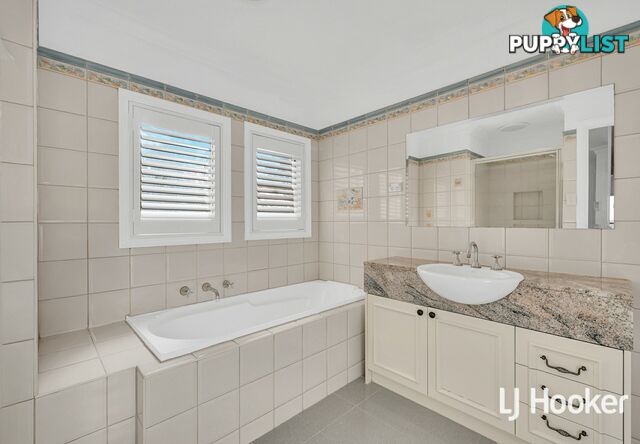 11 Fina Court HIDDEN VALLEY VIC 3756