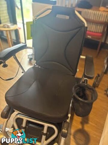 Electric wheelchair