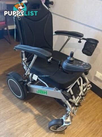 Electric wheelchair