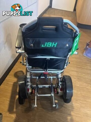 Electric wheelchair