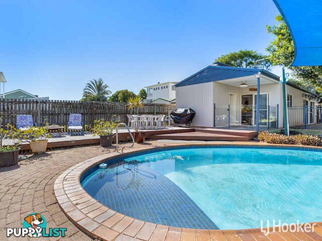86 Seaville Avenue SCARBOROUGH QLD 4020