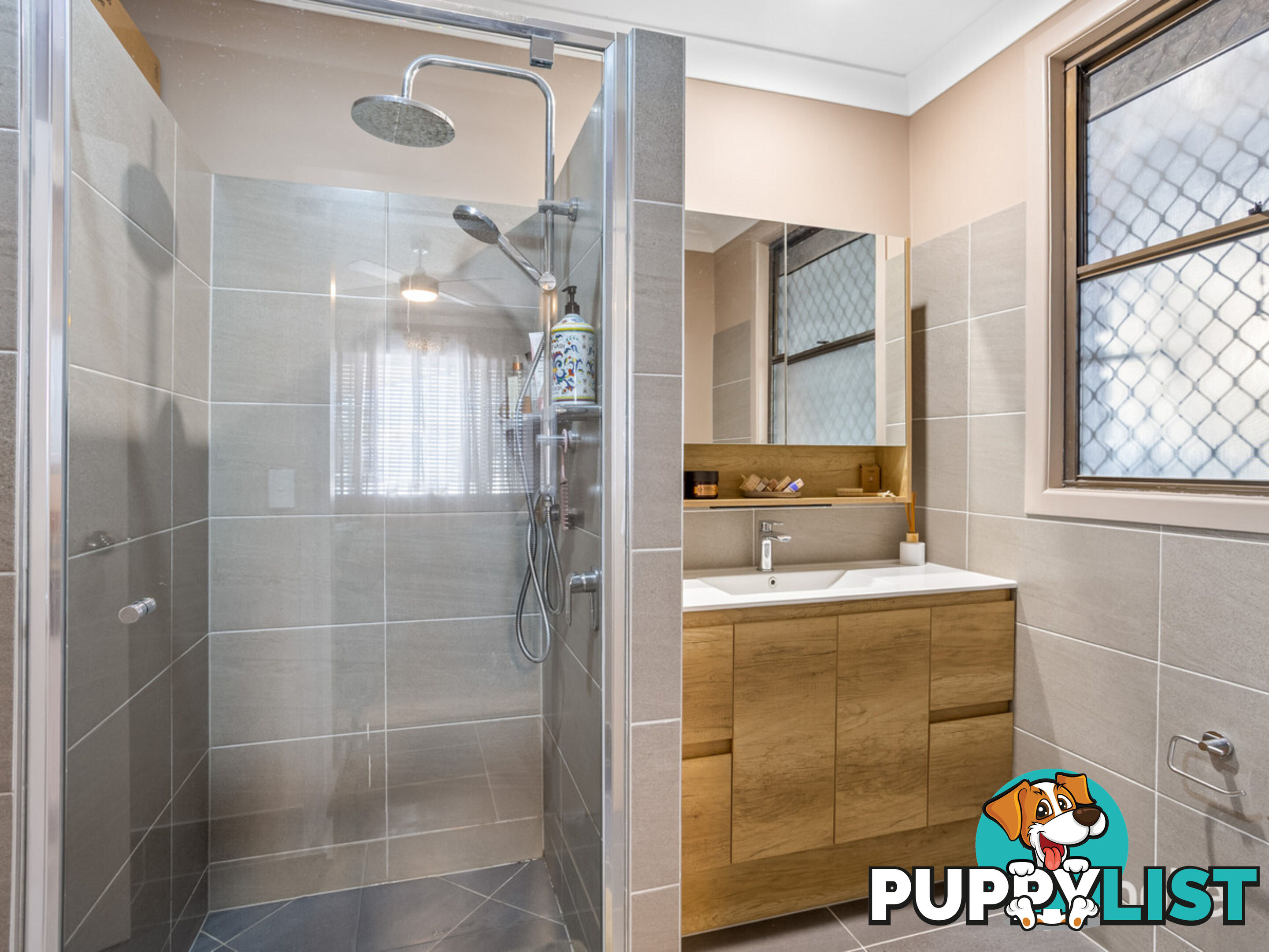 86 Seaville Avenue SCARBOROUGH QLD 4020