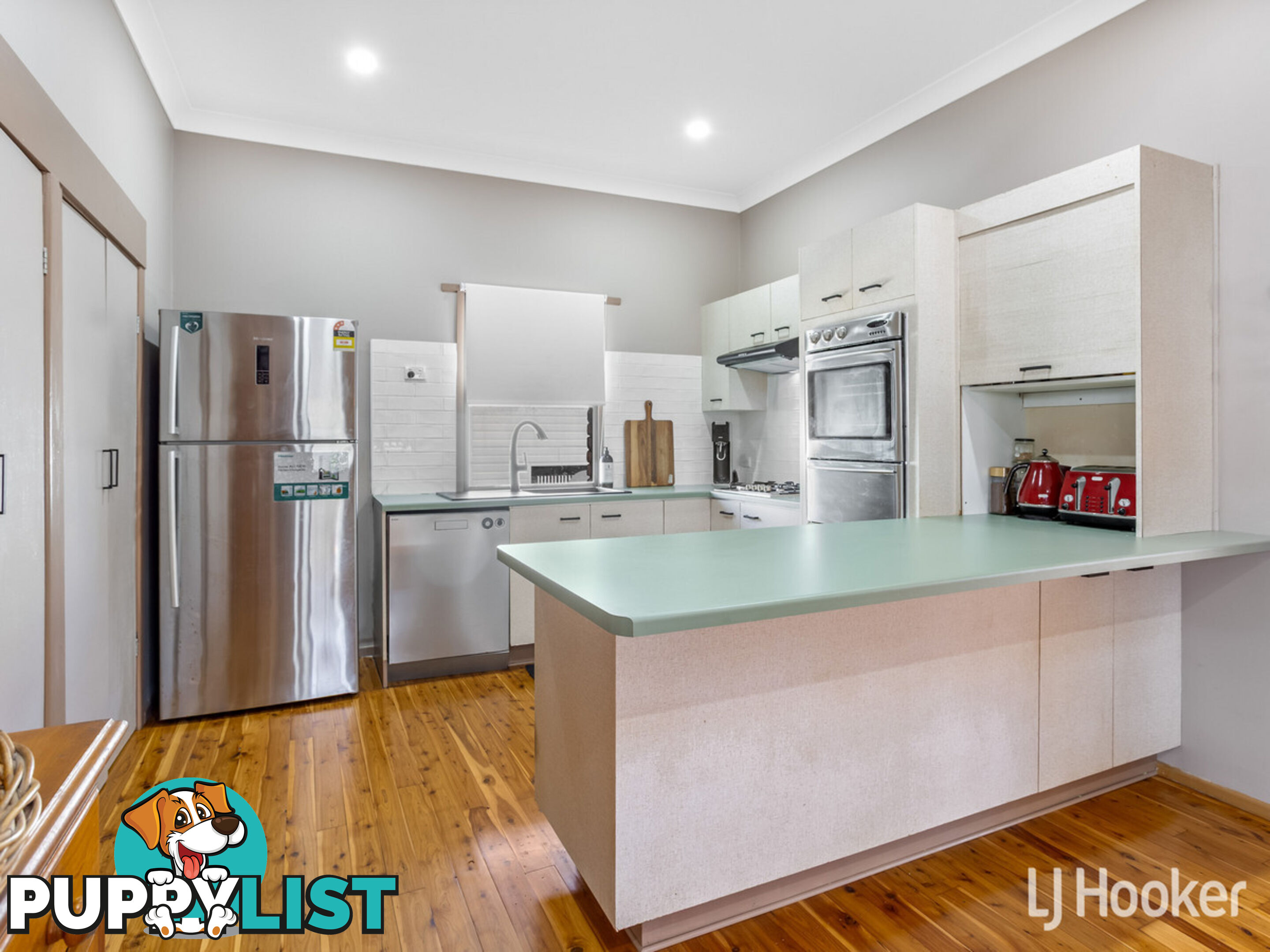 86 Seaville Avenue SCARBOROUGH QLD 4020
