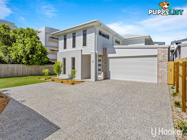 16a Robert Street CLONTARF QLD 4019