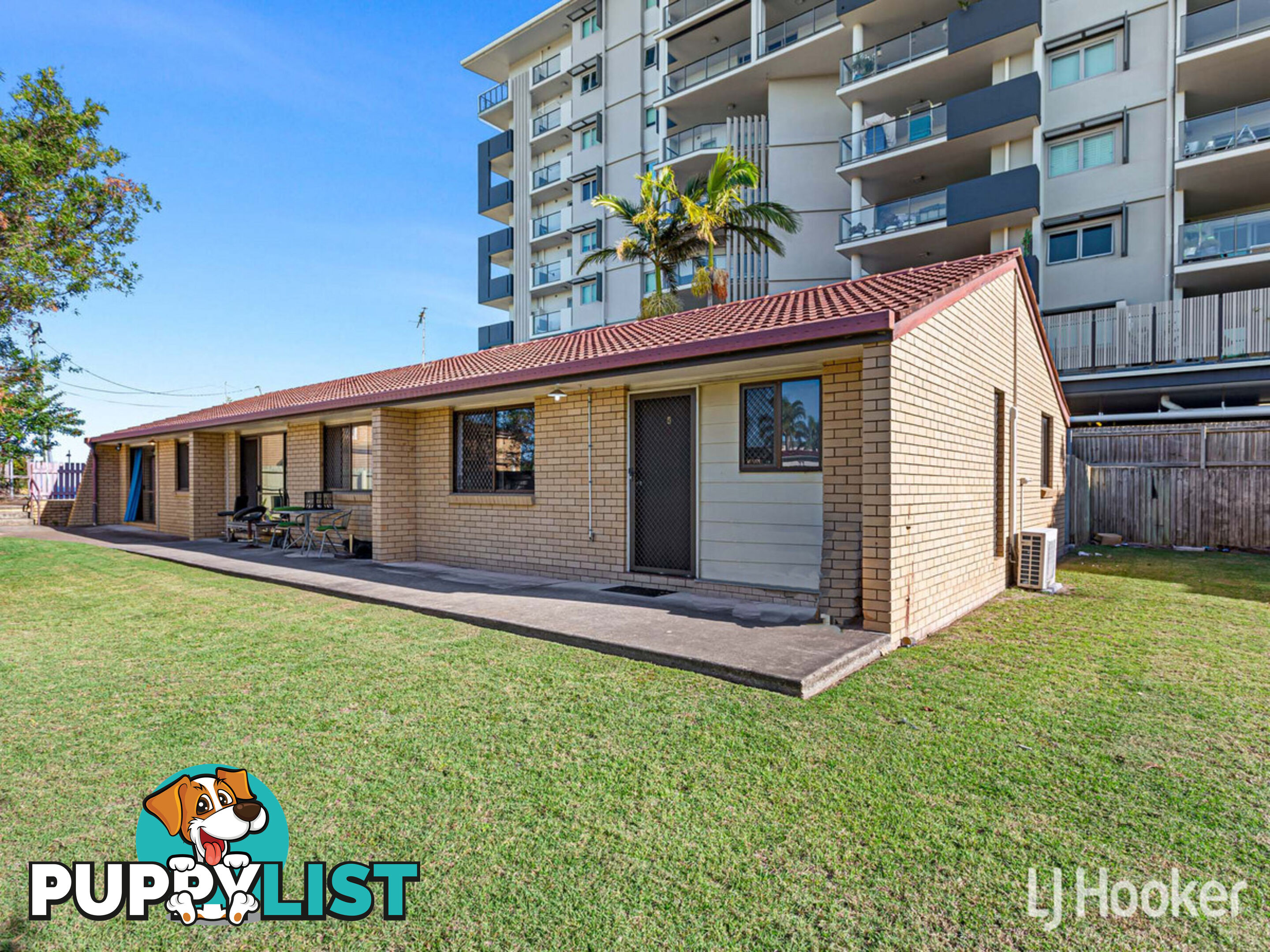 88 Hornibrook Esplanade CLONTARF QLD 4019