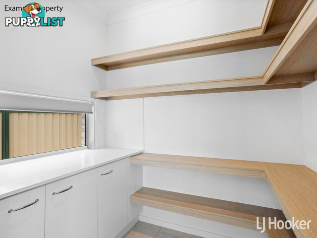37 King Street WOODY POINT QLD 4019