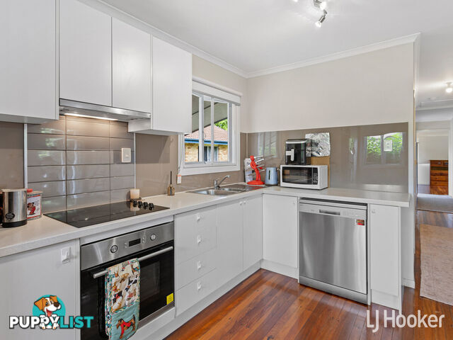 32 Henzell Street KIPPA-RING QLD 4021