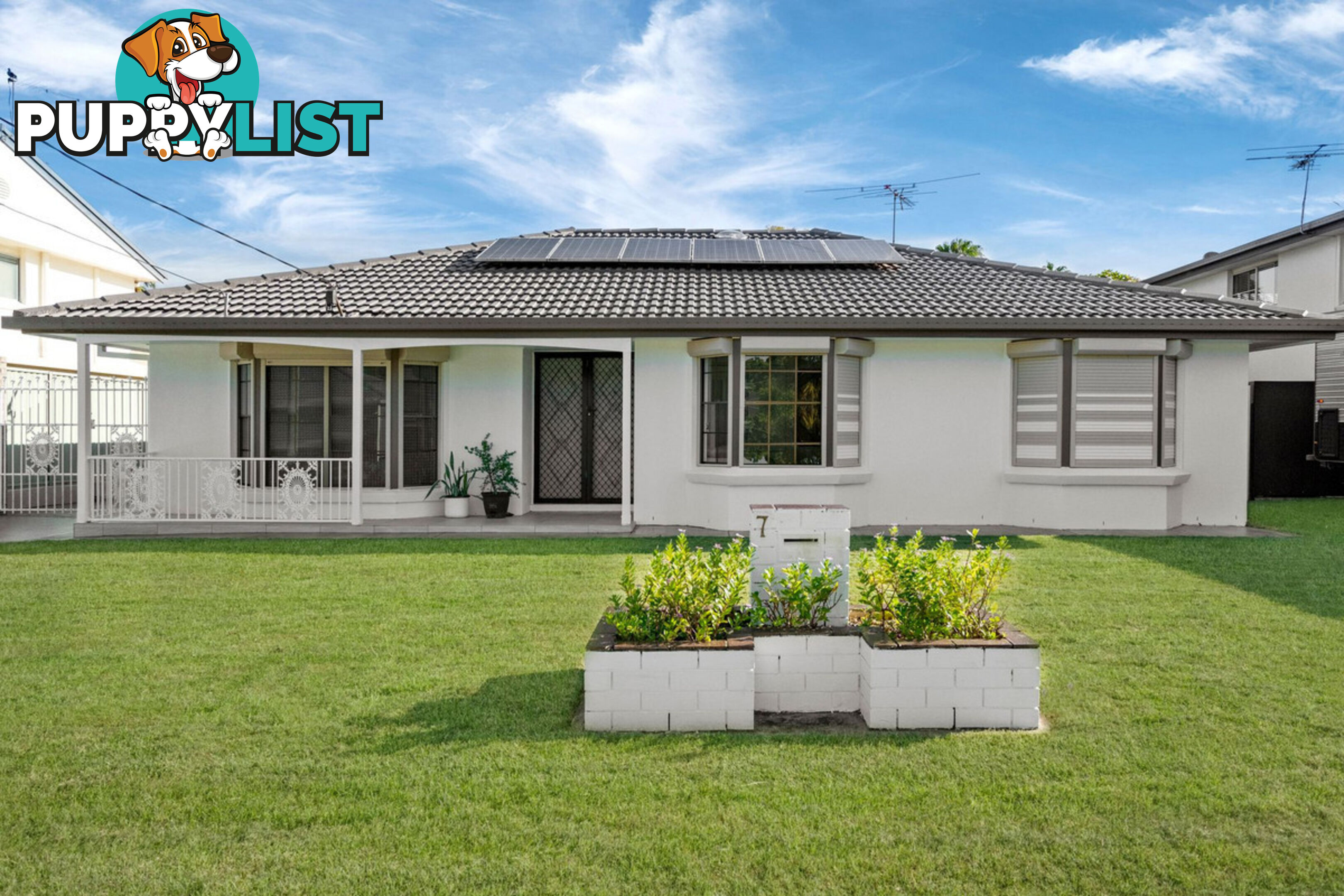 7 Beacon Crescent NEWPORT QLD 4020