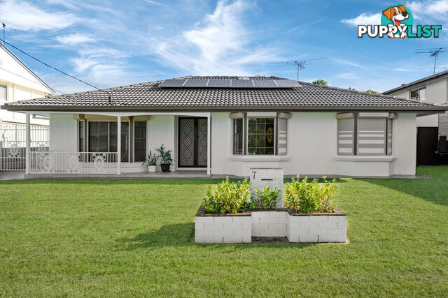 7 Beacon Crescent NEWPORT QLD 4020