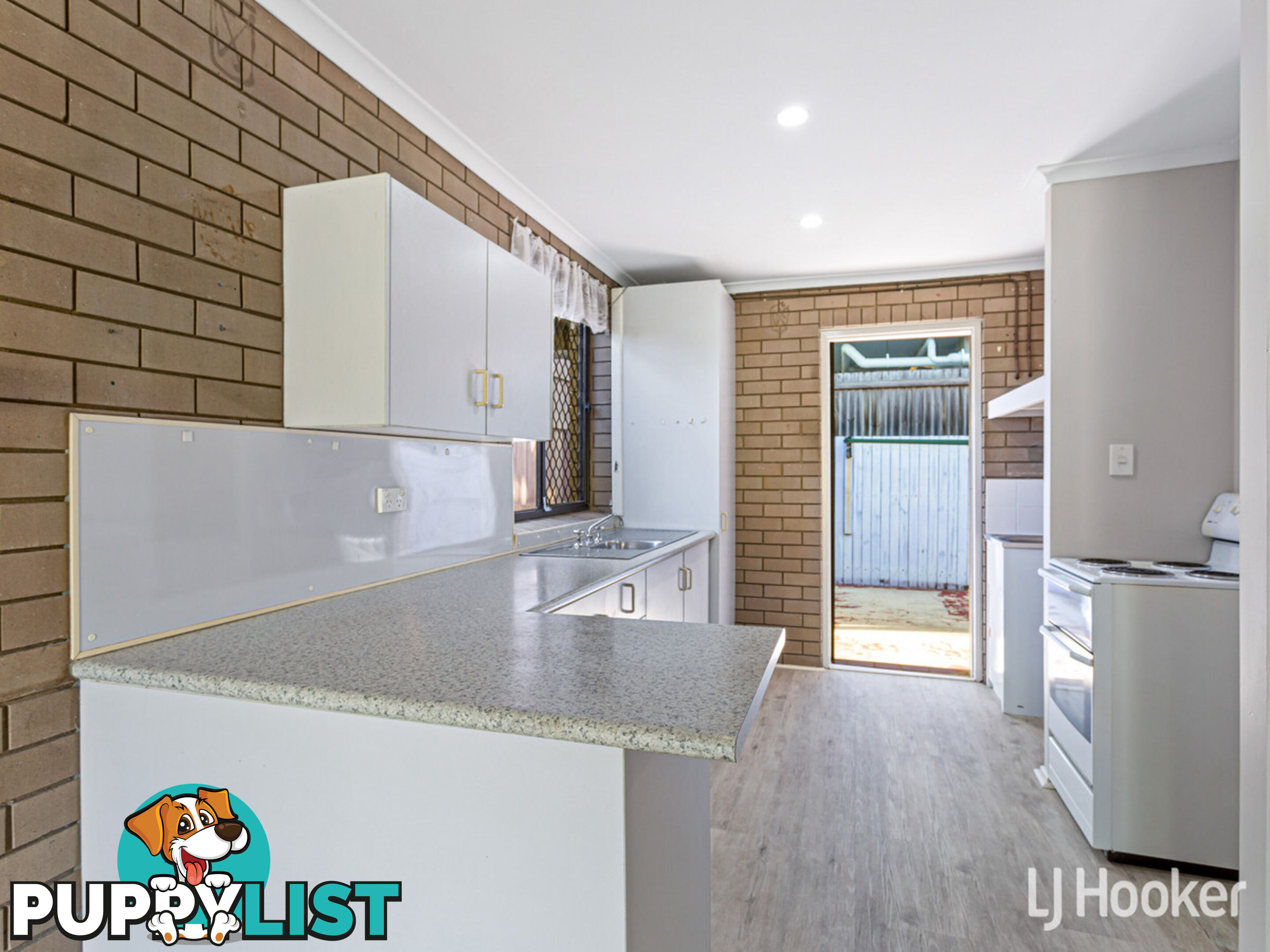 88 Hornibrook Esplanade CLONTARF QLD 4019