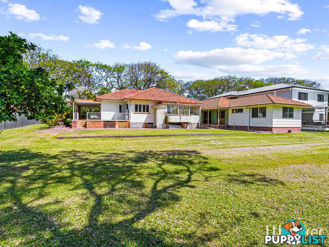 8 Grant Street REDCLIFFE QLD 4020