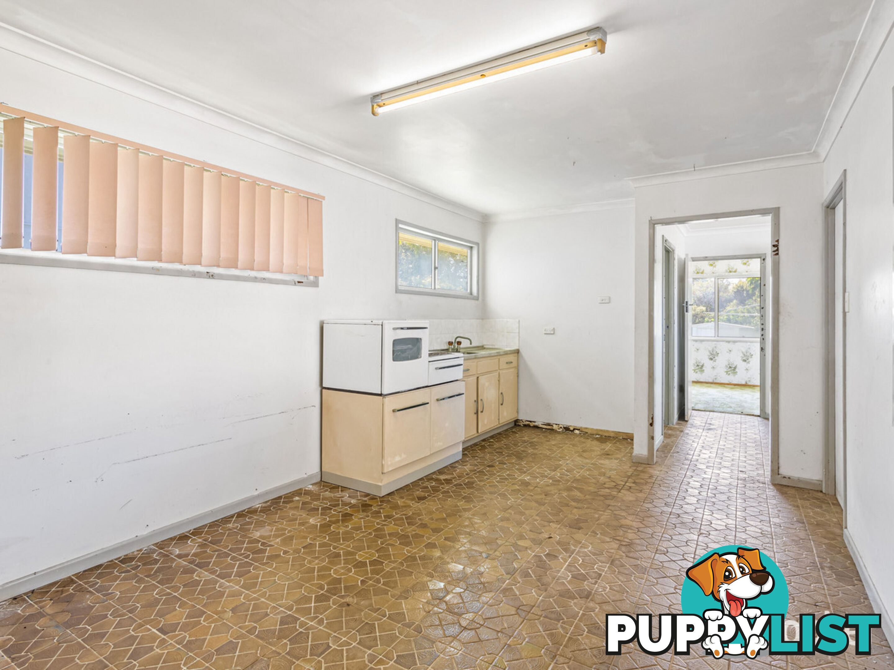 8 Grant Street REDCLIFFE QLD 4020